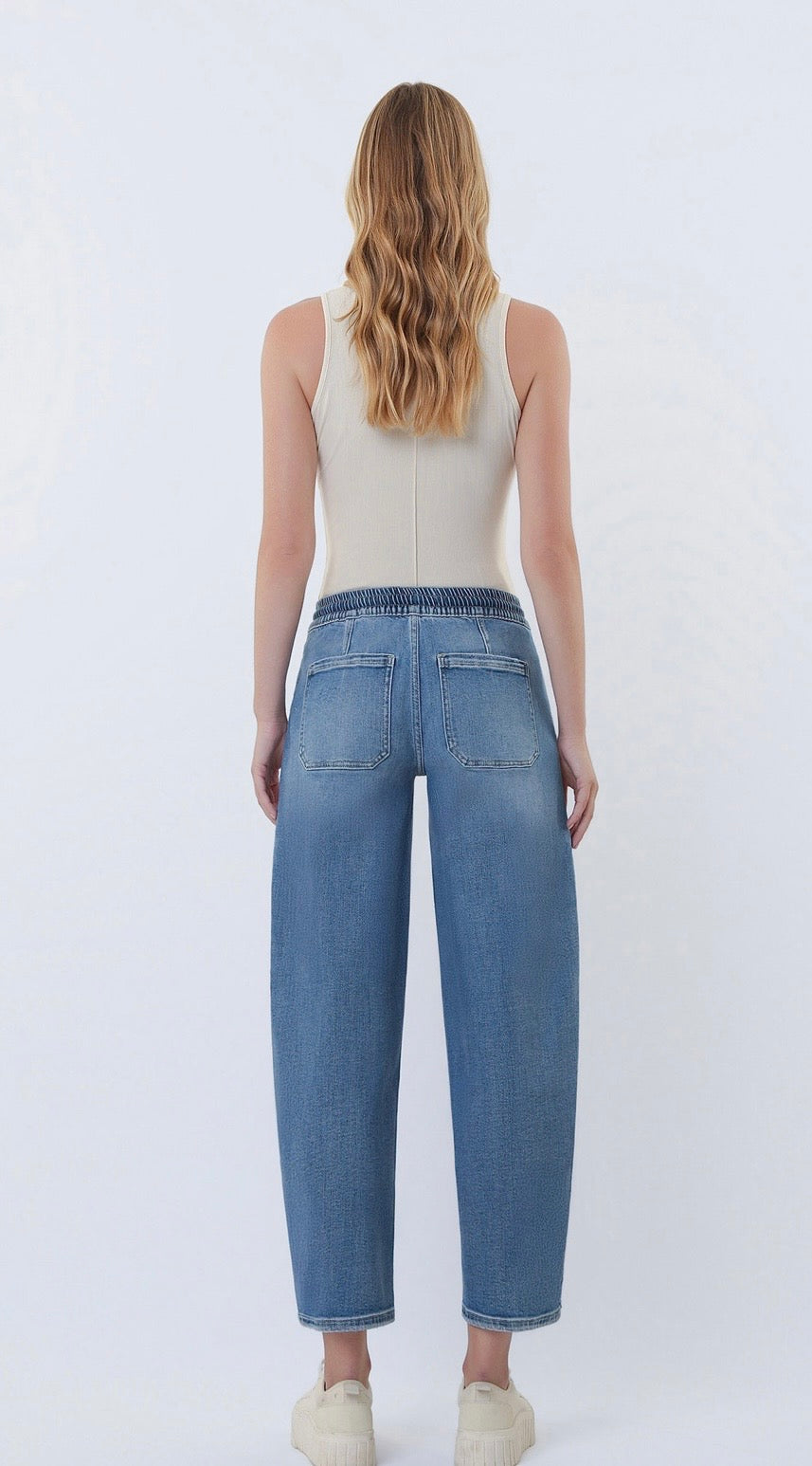 High rise barrel jean