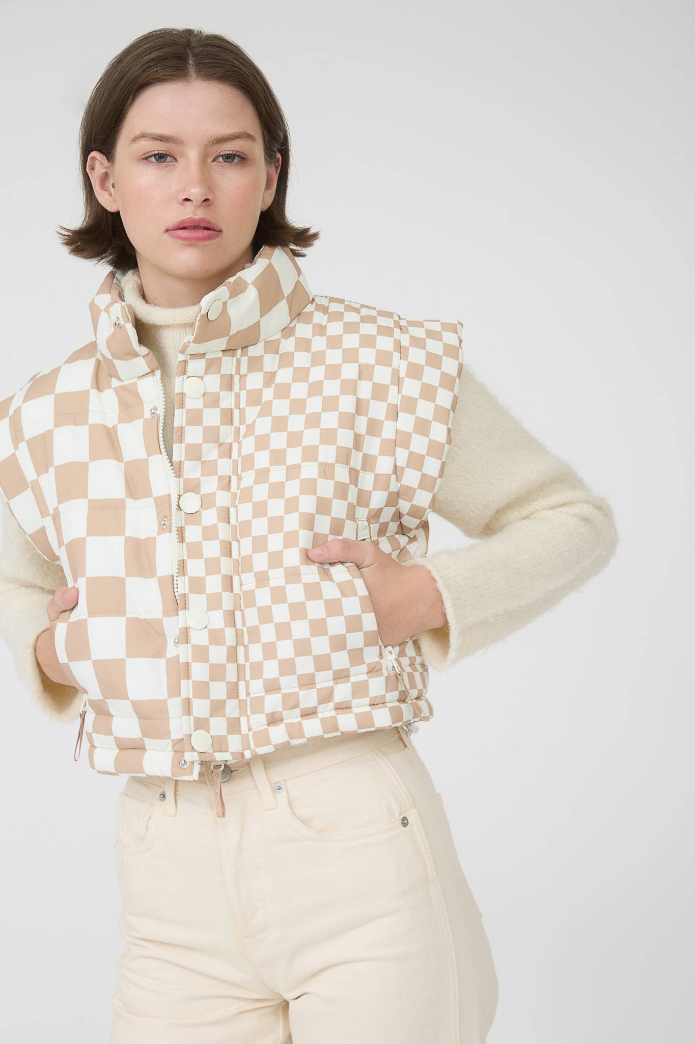 CHECKERED CROPPED PUFFER VEST