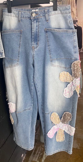 Easel Flower patch jean