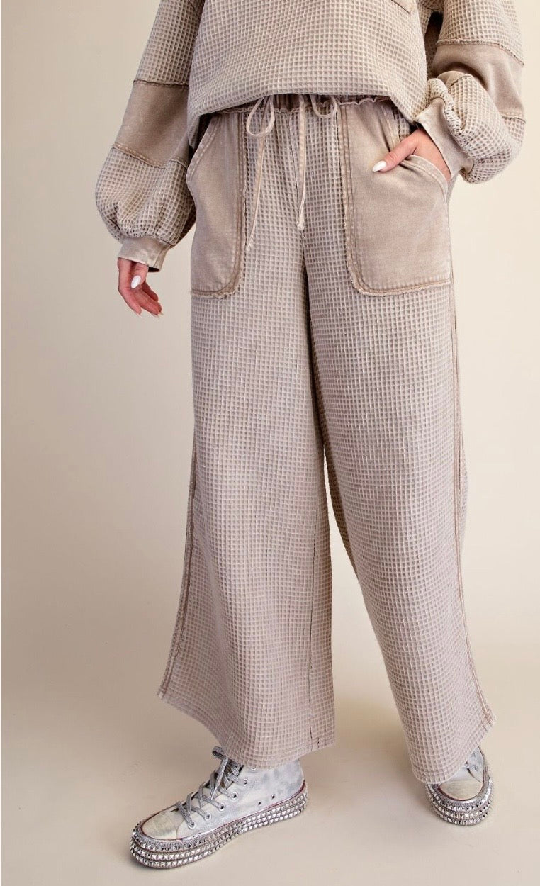 Mineral washed thermal pants