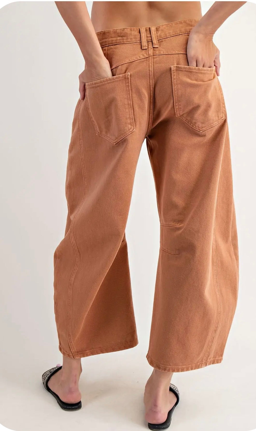 Brown barrel jean
