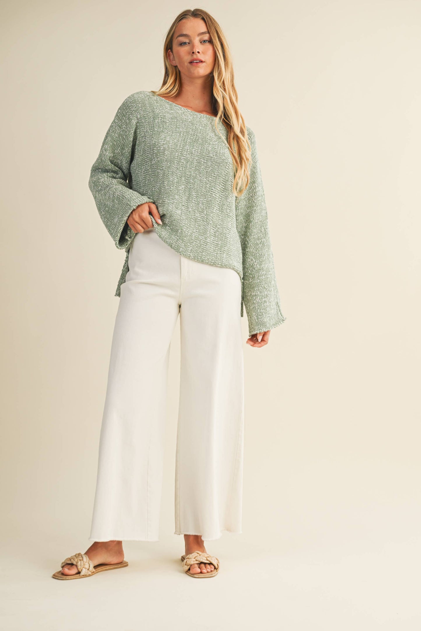 TWO TONE SWEATER TOP