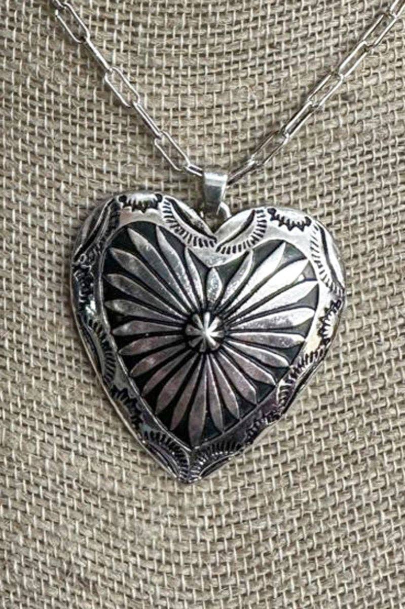 Wholesale Accessory Market - TIPI Lone Star Love Silvertone Necklace