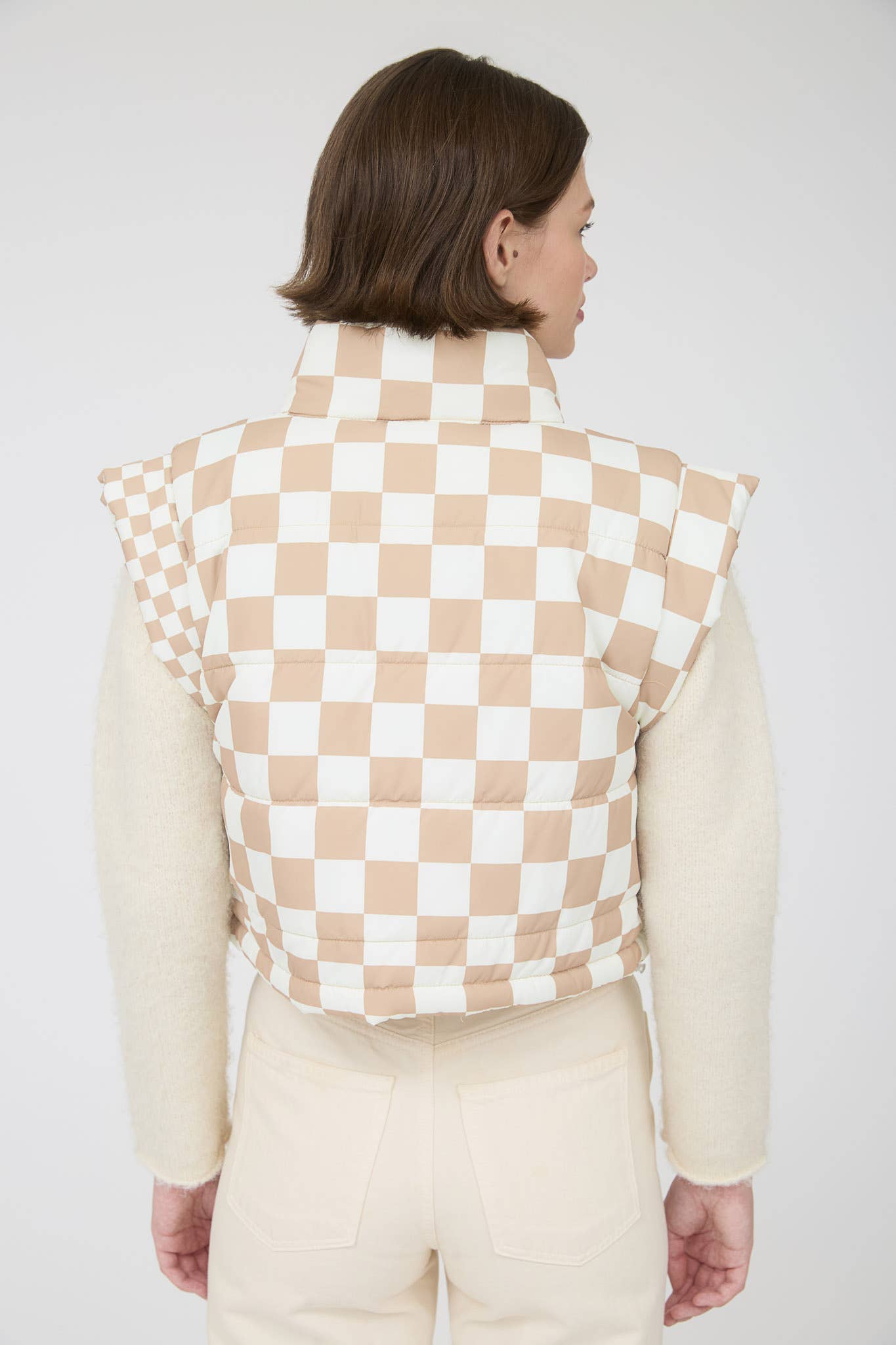 CHECKERED CROPPED PUFFER VEST