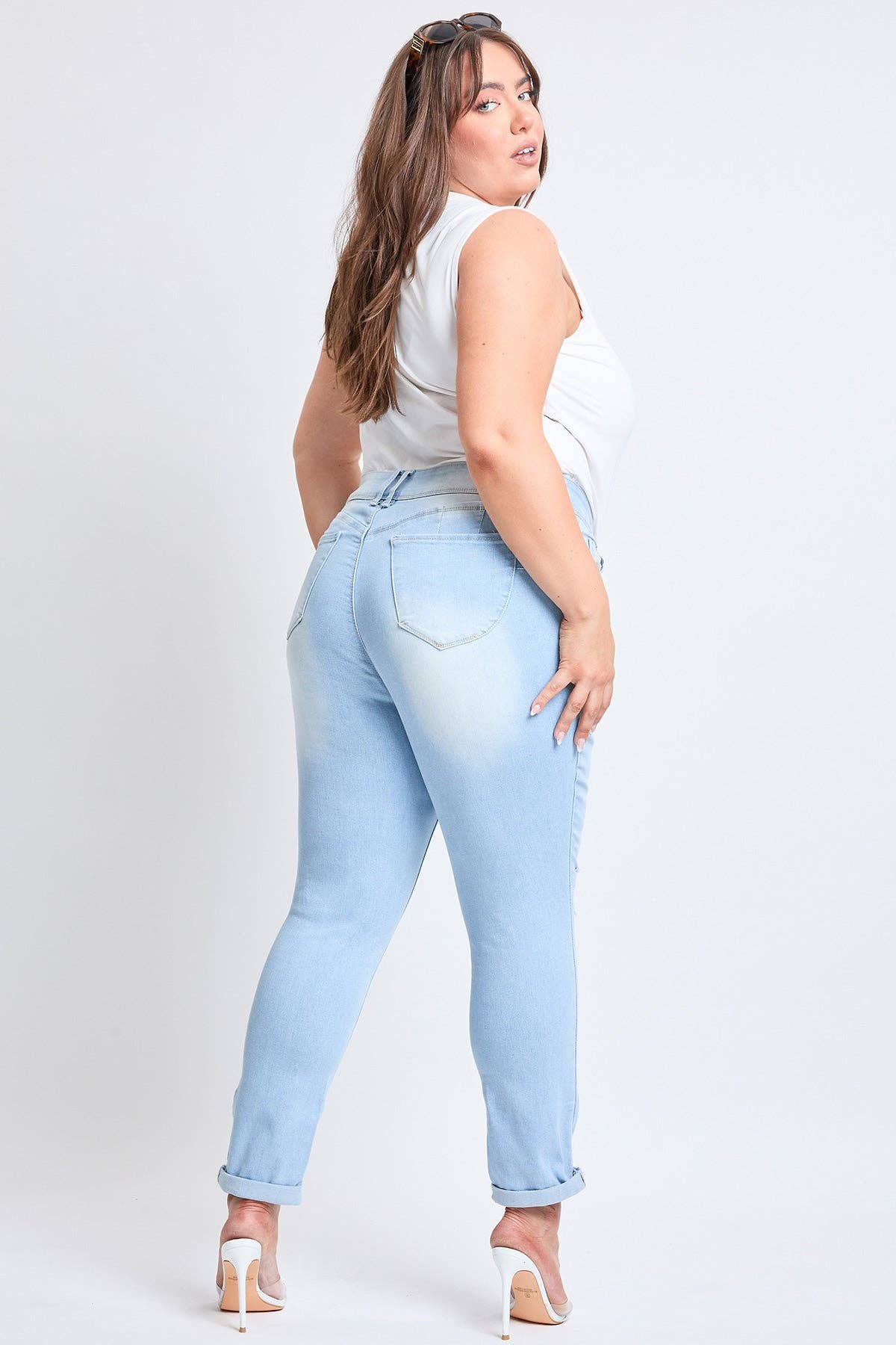 Plus WannaBettaButt Cuffed Ankle Jeans-EP953119