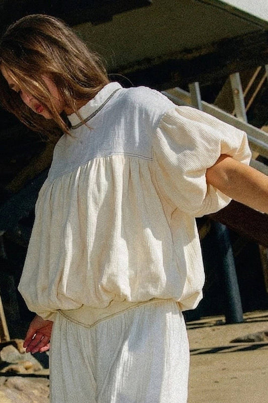 BUCKETLIST INC - T2965 Ruffle Sleeve & Hem Contrast Detail Crop Top