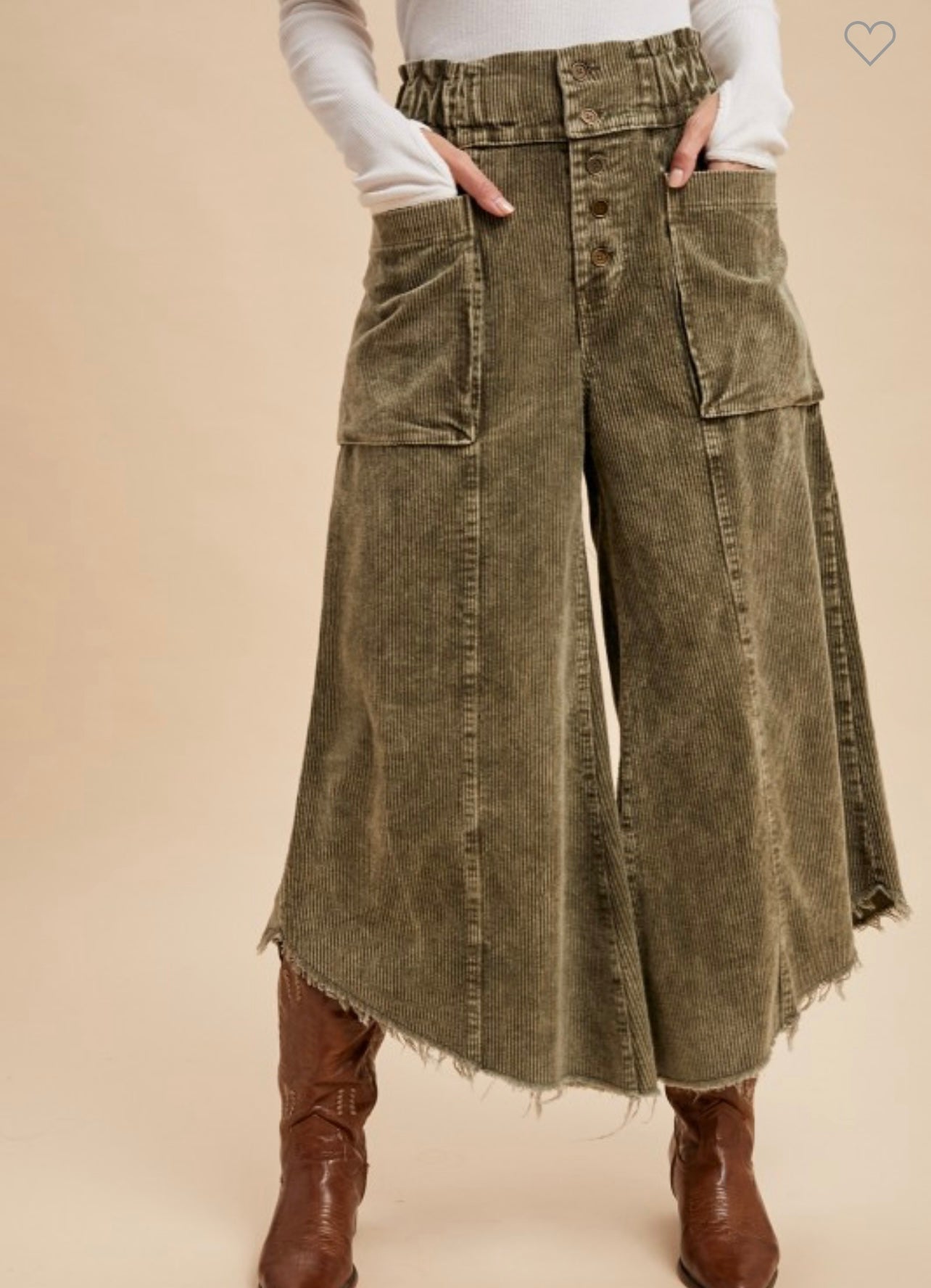 Mineral washed fray hem corduroy