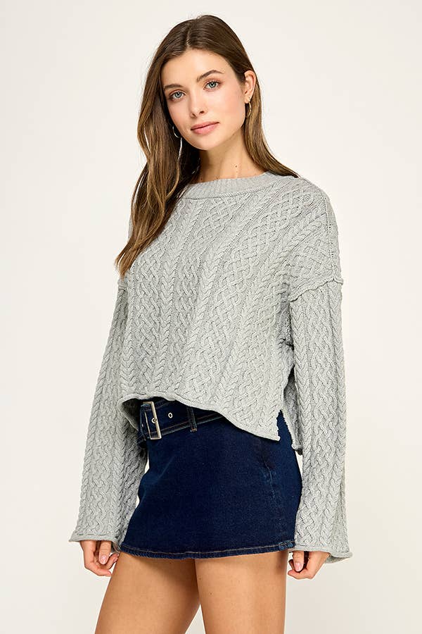 CROPPED CABLE KNIT PULLOVER