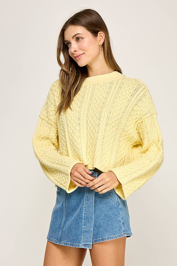 CROPPED CABLE KNIT PULLOVER