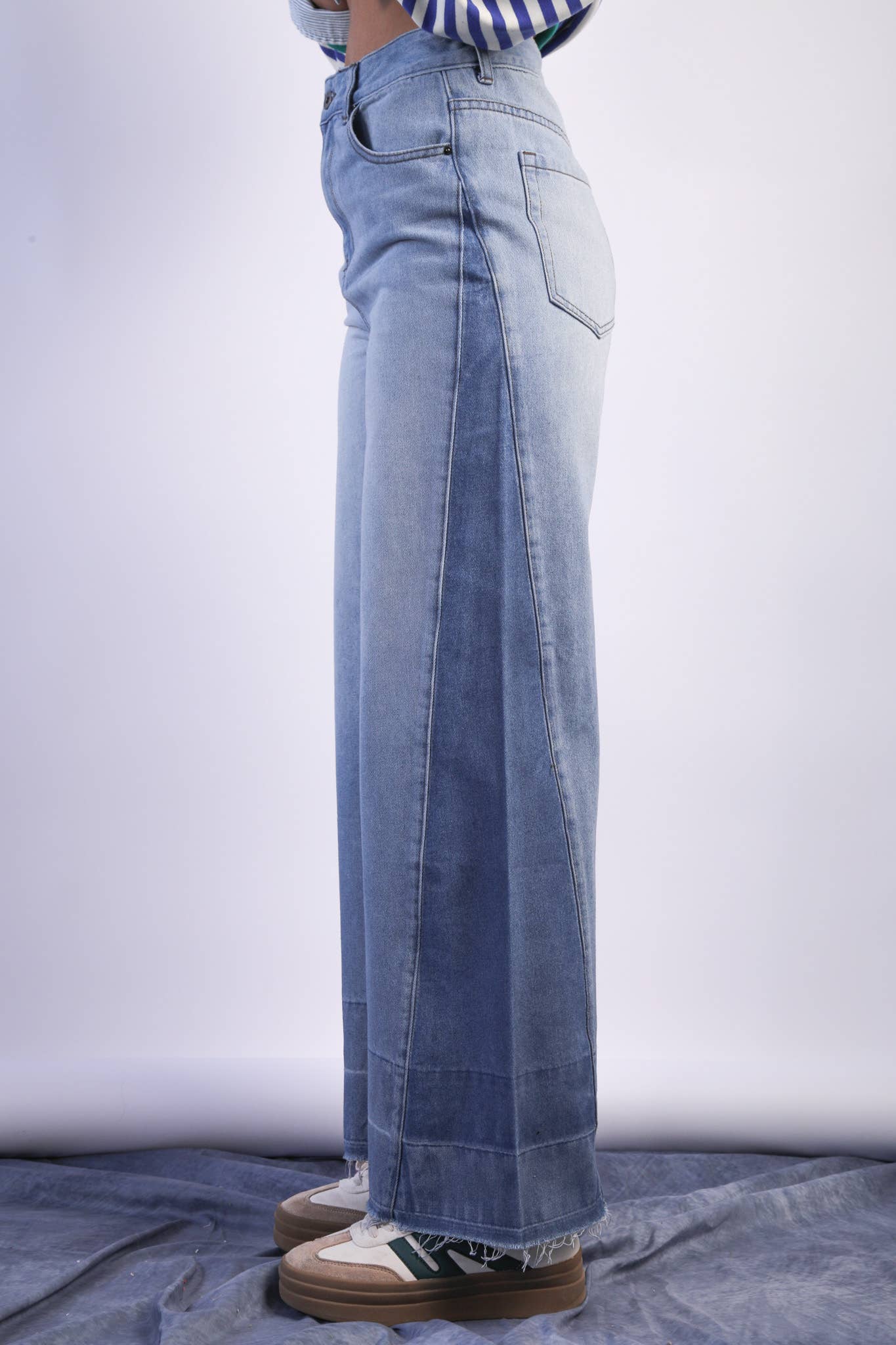 VJP90031-VERY JEAN Wide Leg Color Block Washed Denim Jean