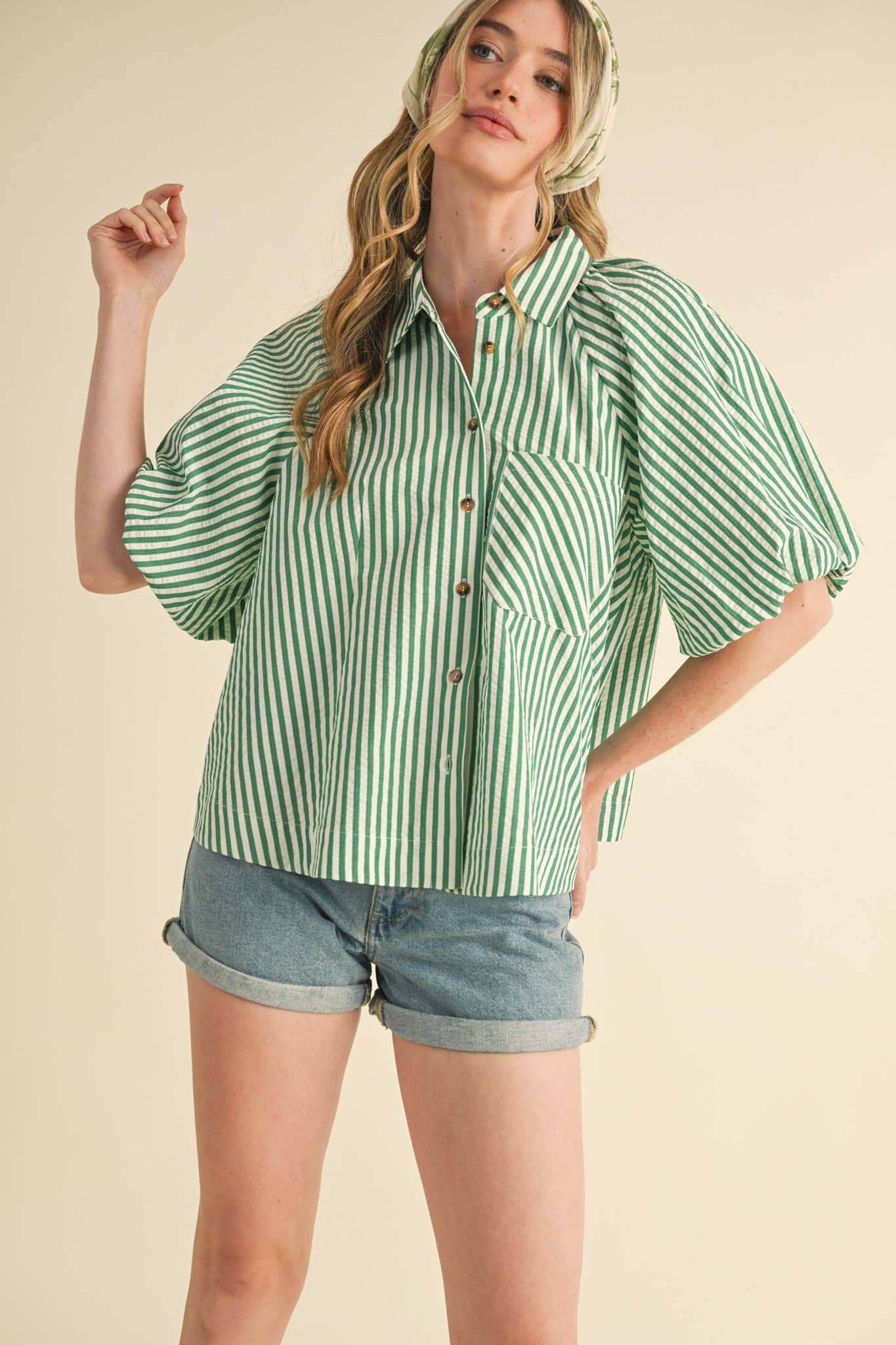 BUBBLE SLEEVE BUTTON DOWN TOP
