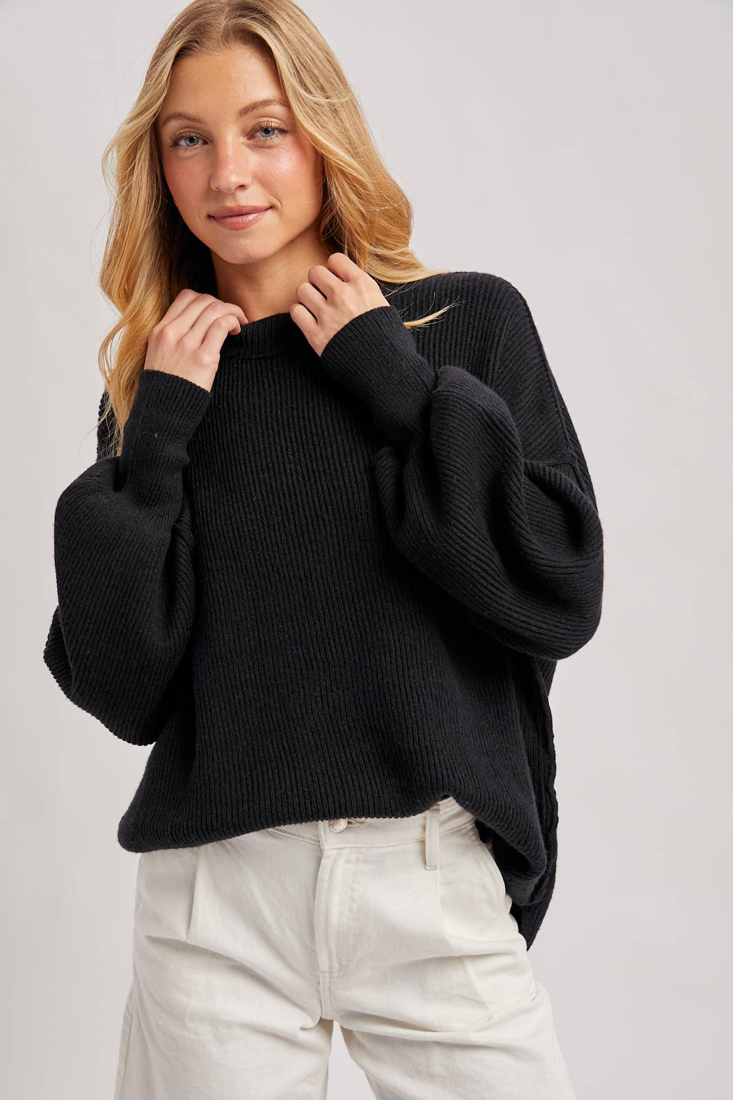 RIBBED MOCK NECK PULLOVER