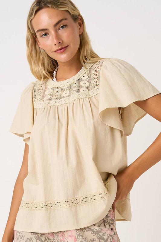 mittoshop - LACE DETAIL SHORT FLUTTER SLEEVE TOP