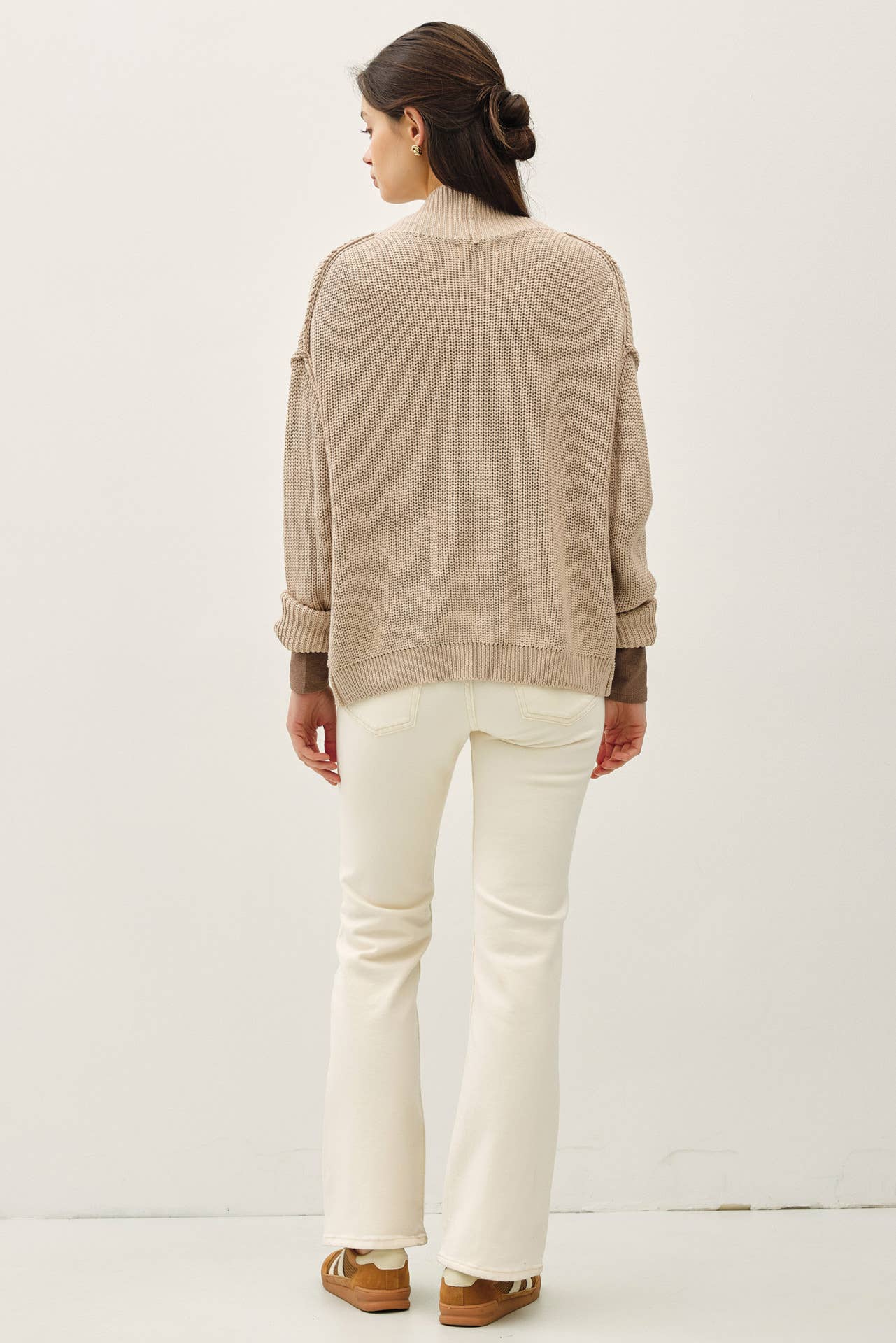 CHUNKY RIBBED KNIT RAW SEAM CARDIGAN