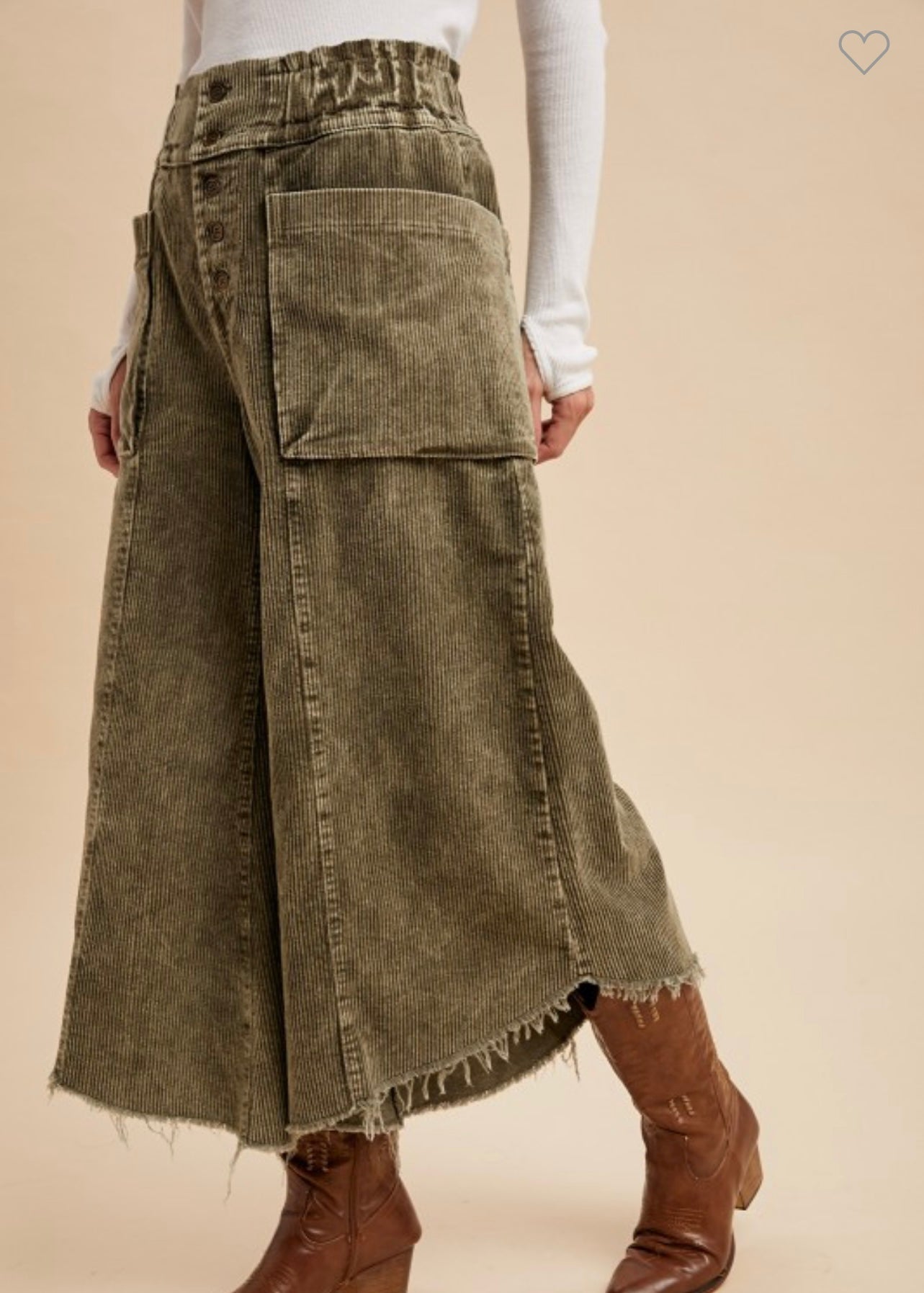 Mineral washed fray hem corduroy