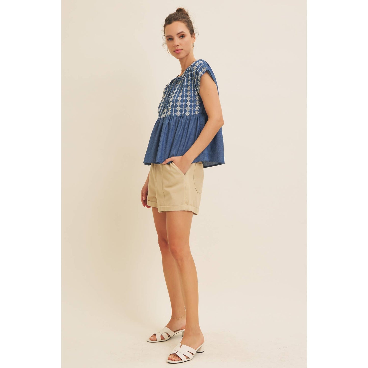 EMBROIDERY BABYDOLL DENIM BLOUSE TOP WITH ROUND SPLIT NECK
