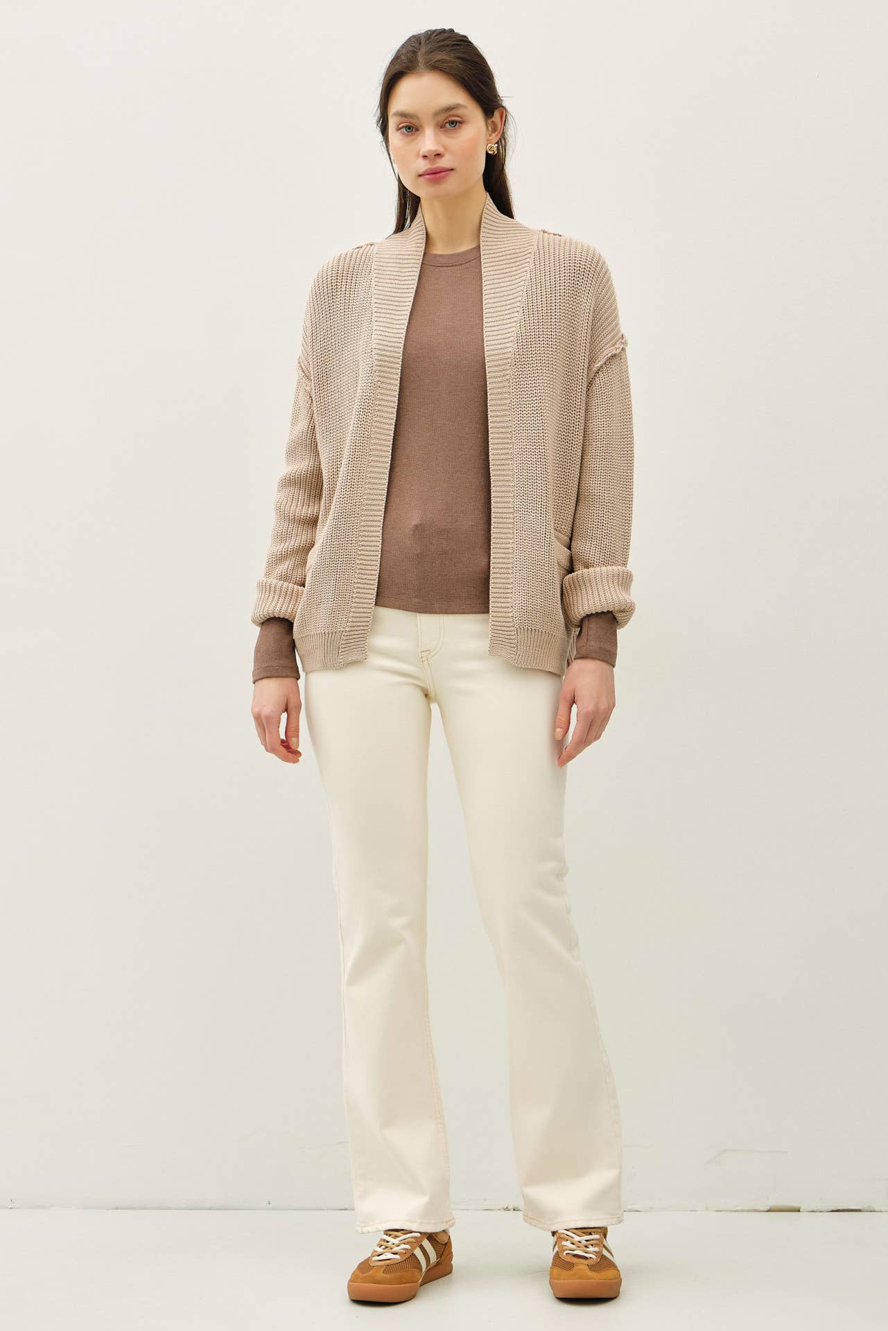 CHUNKY RIBBED KNIT RAW SEAM CARDIGAN