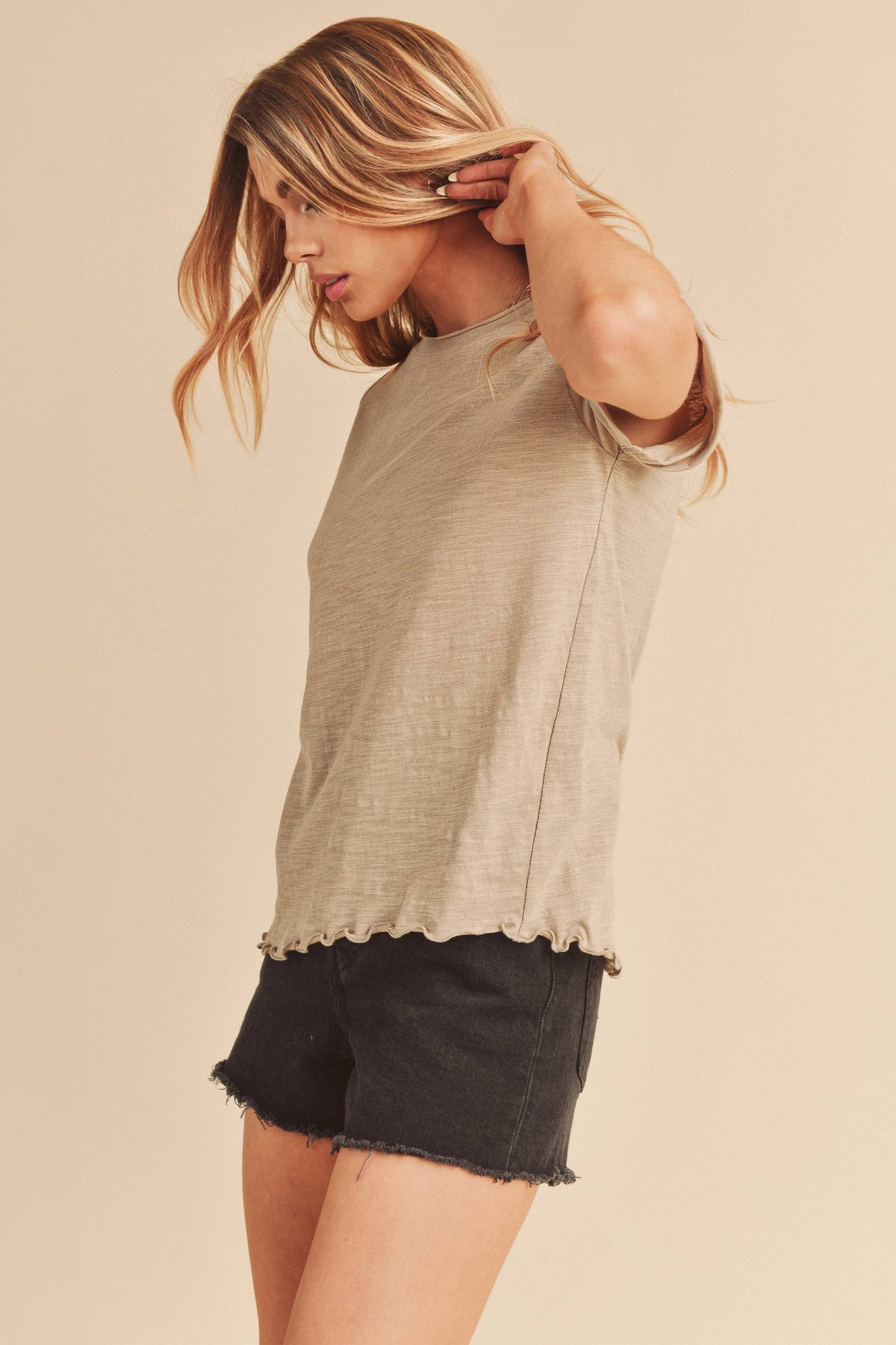 8219BK Gwen Tee