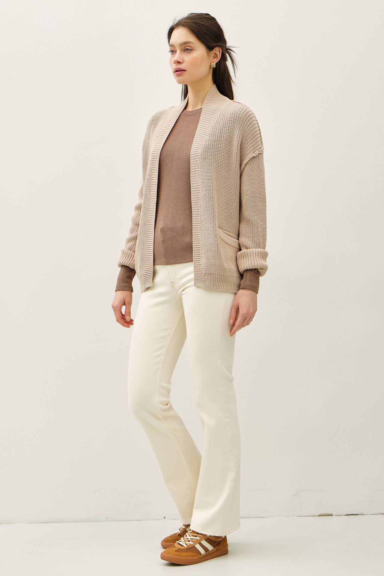 CHUNKY RIBBED KNIT RAW SEAM CARDIGAN