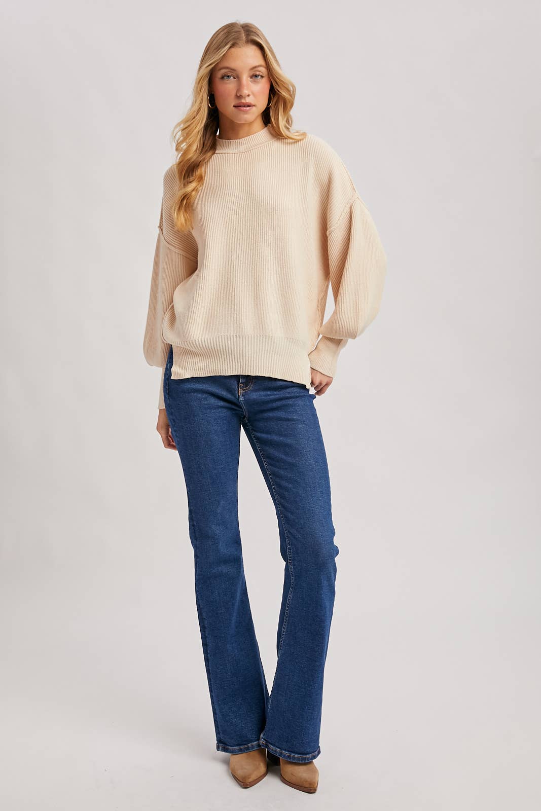 RIBBED MOCK NECK PULLOVER