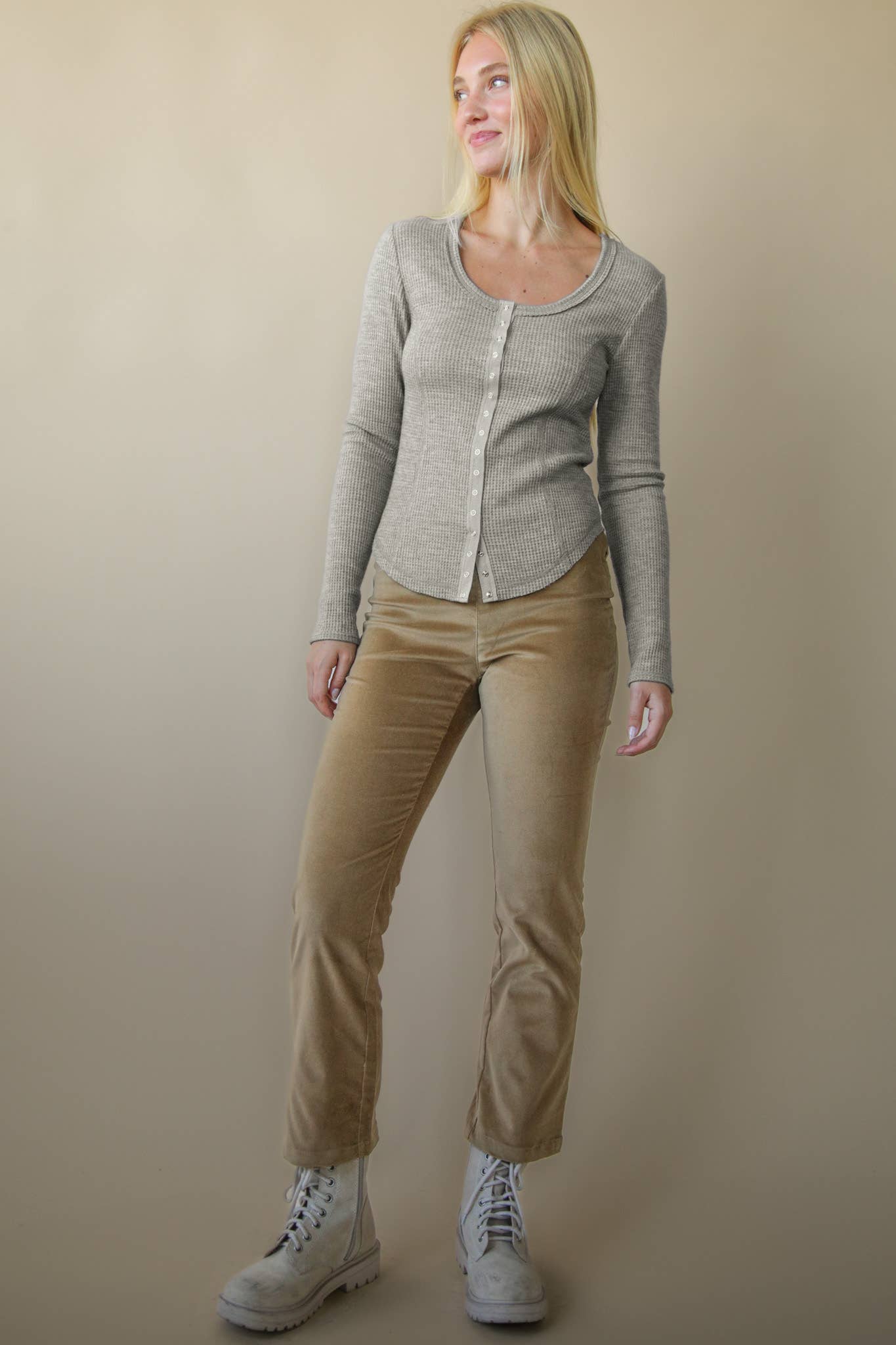 NT12243-Button Down Fitted Knit Casual Top