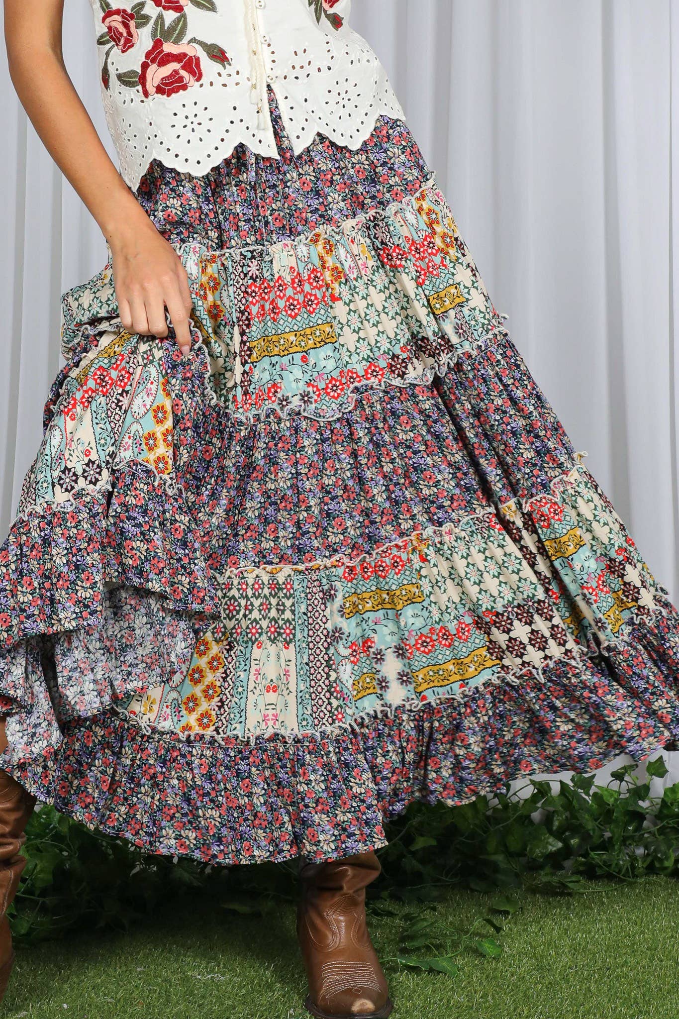 Patchwork Floral Print Bohemian-Inspired Maxi Skirt VS83041