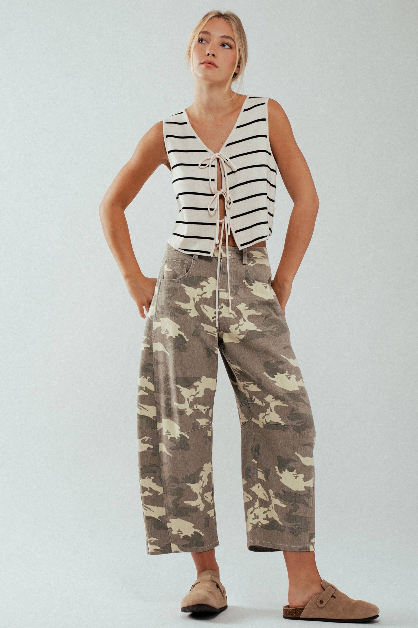 Camo Print Wide Leg Cropped Western Jeans