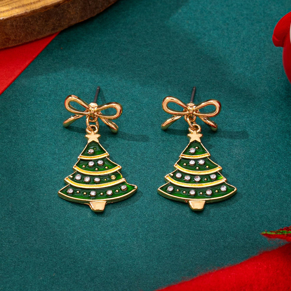 JOSSLYN by wall to wall - Christmas Tree & Bow Dangle Earrings | 80E62433
