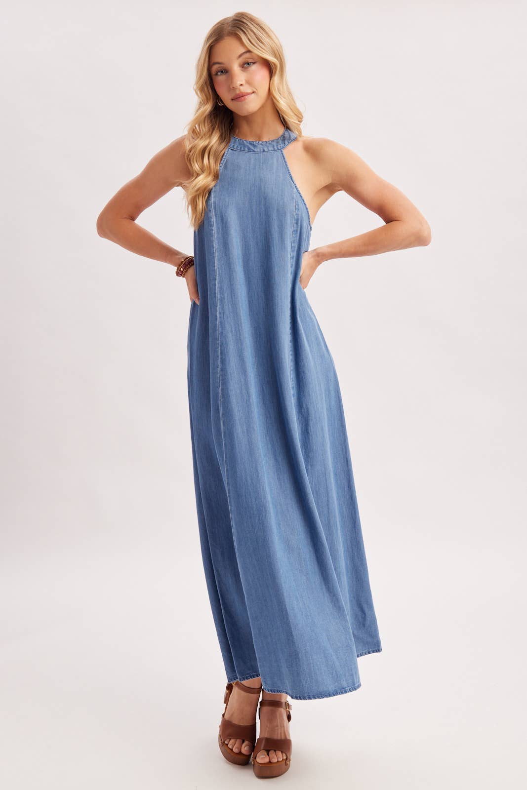 HALTER MAXI DRESS D03122