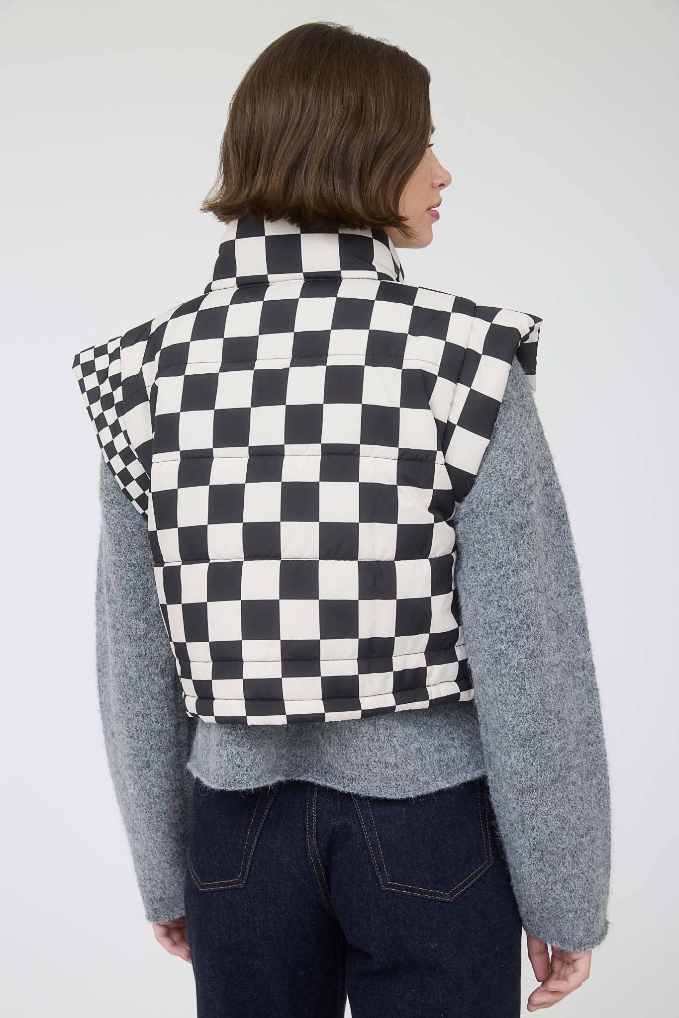 CHECKERED CROPPED PUFFER VEST