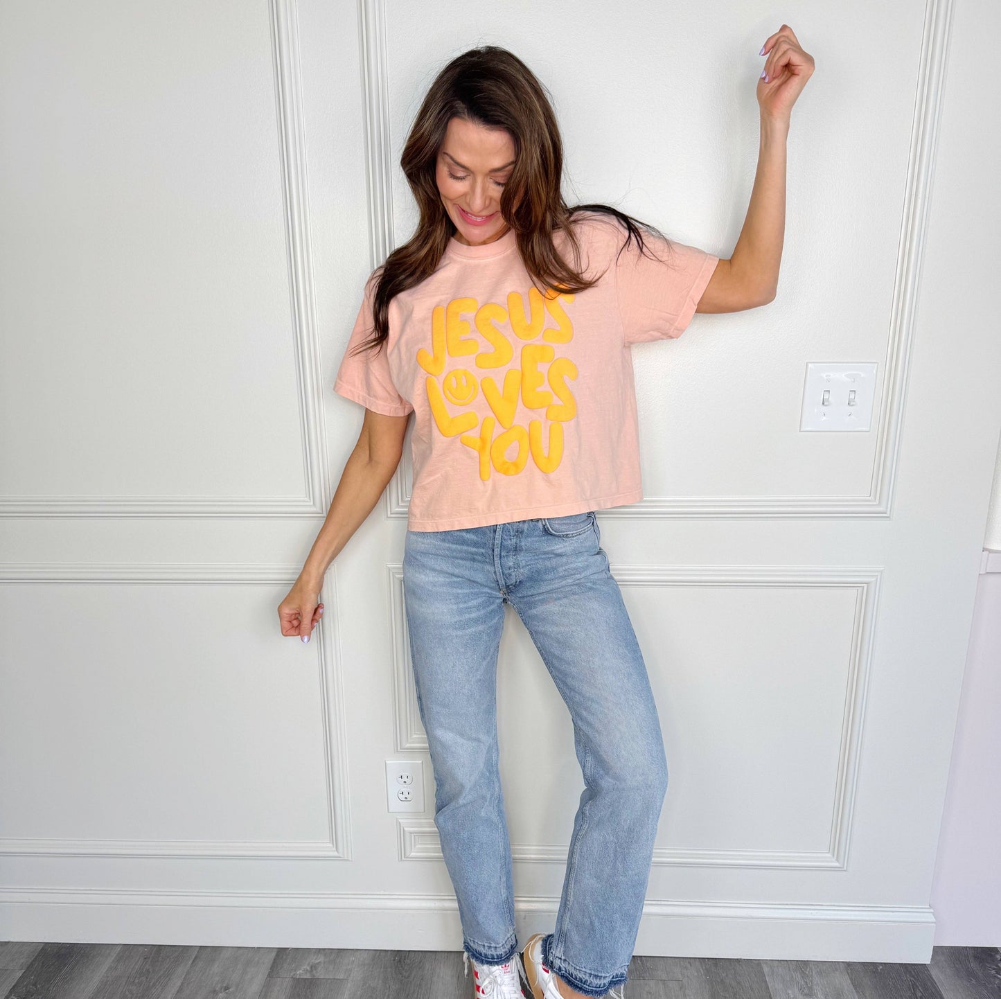 Poppy & Pine - Smiley Jesus Loves You Puff Cropped Tee