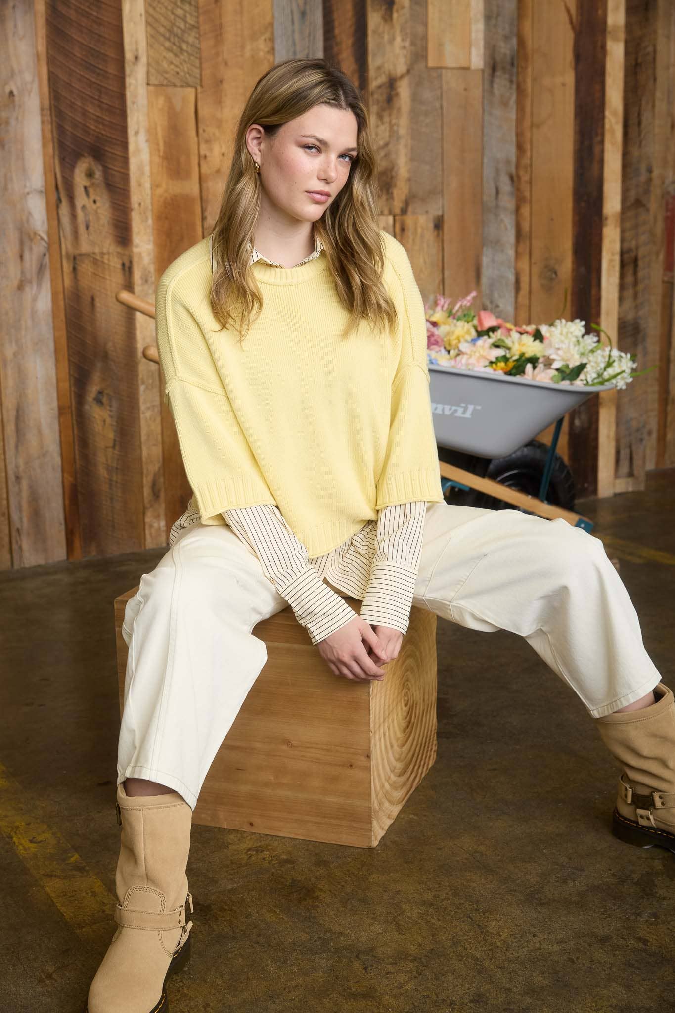 CREW NECK SHORT SLEEVE DROP SHOULDER KNIT SWEATER