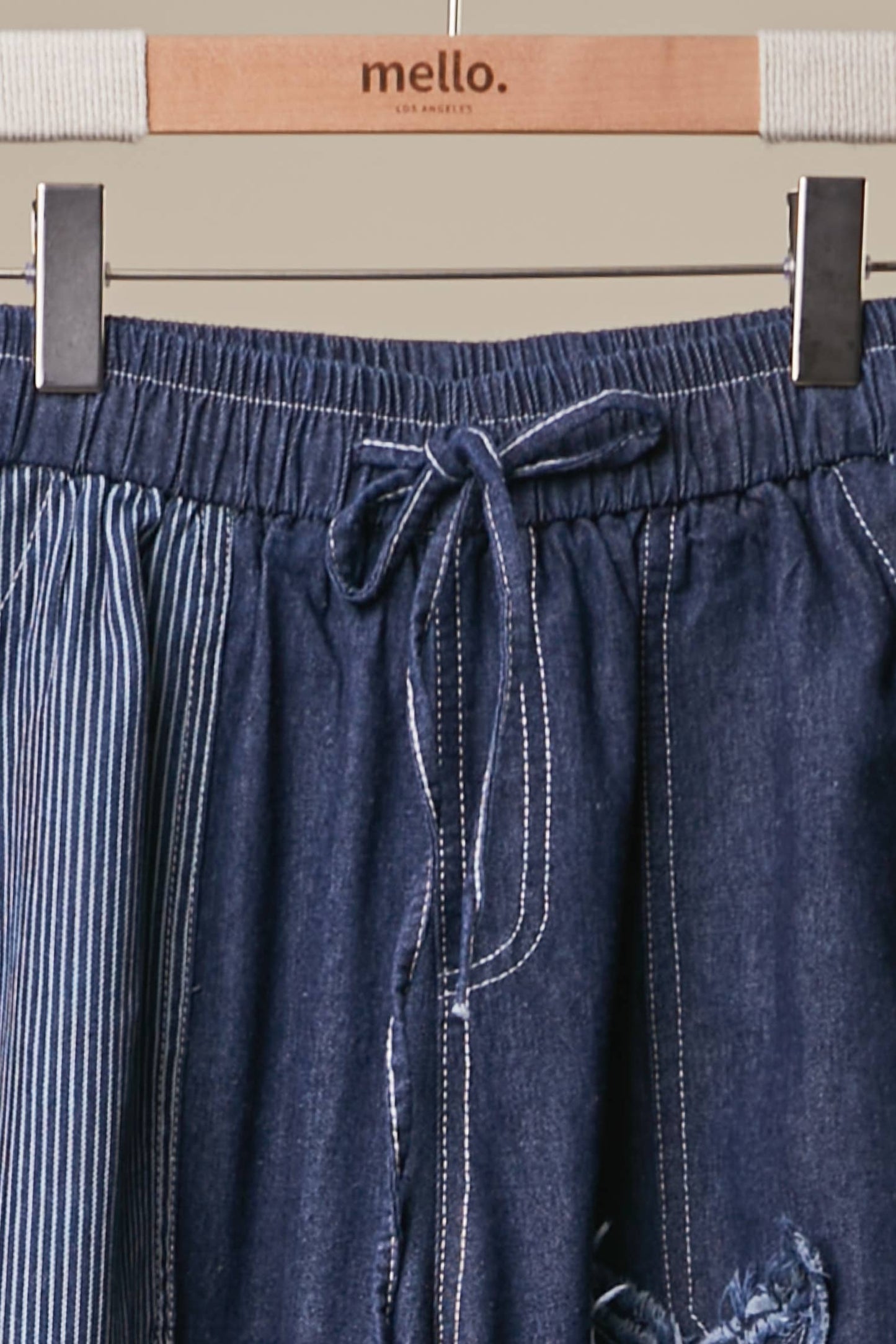 Mello. - Frayed Star Patch Denim Wide Pants