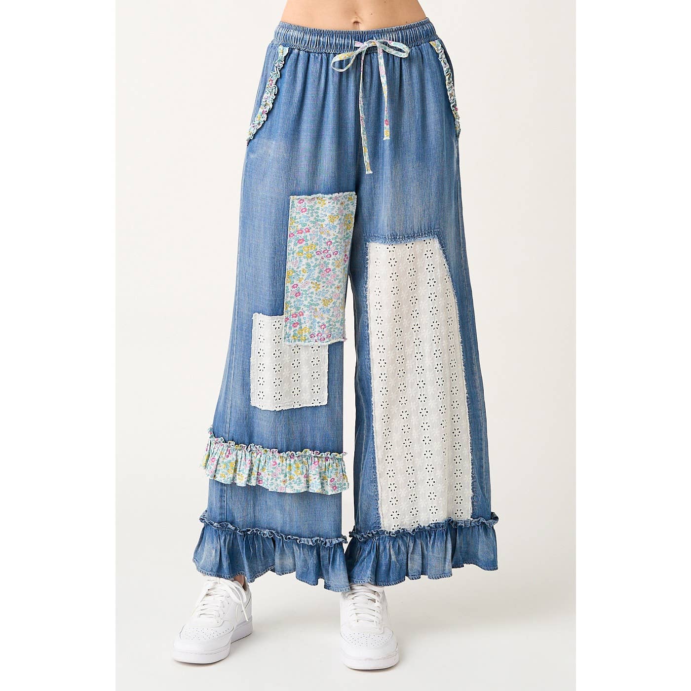 Eyelet widE LEG PANTS