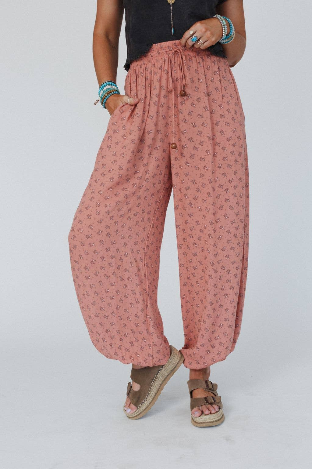 Three Bird Nest - Emberlyn Wide Leg Cinched Pants - Clay