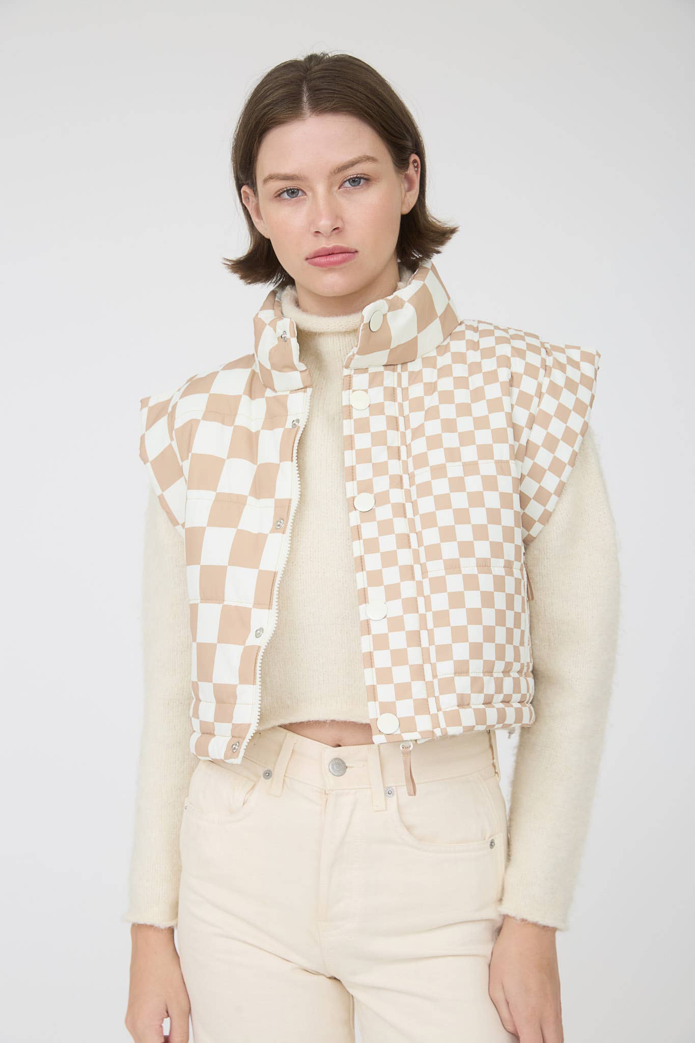 CHECKERED CROPPED PUFFER VEST