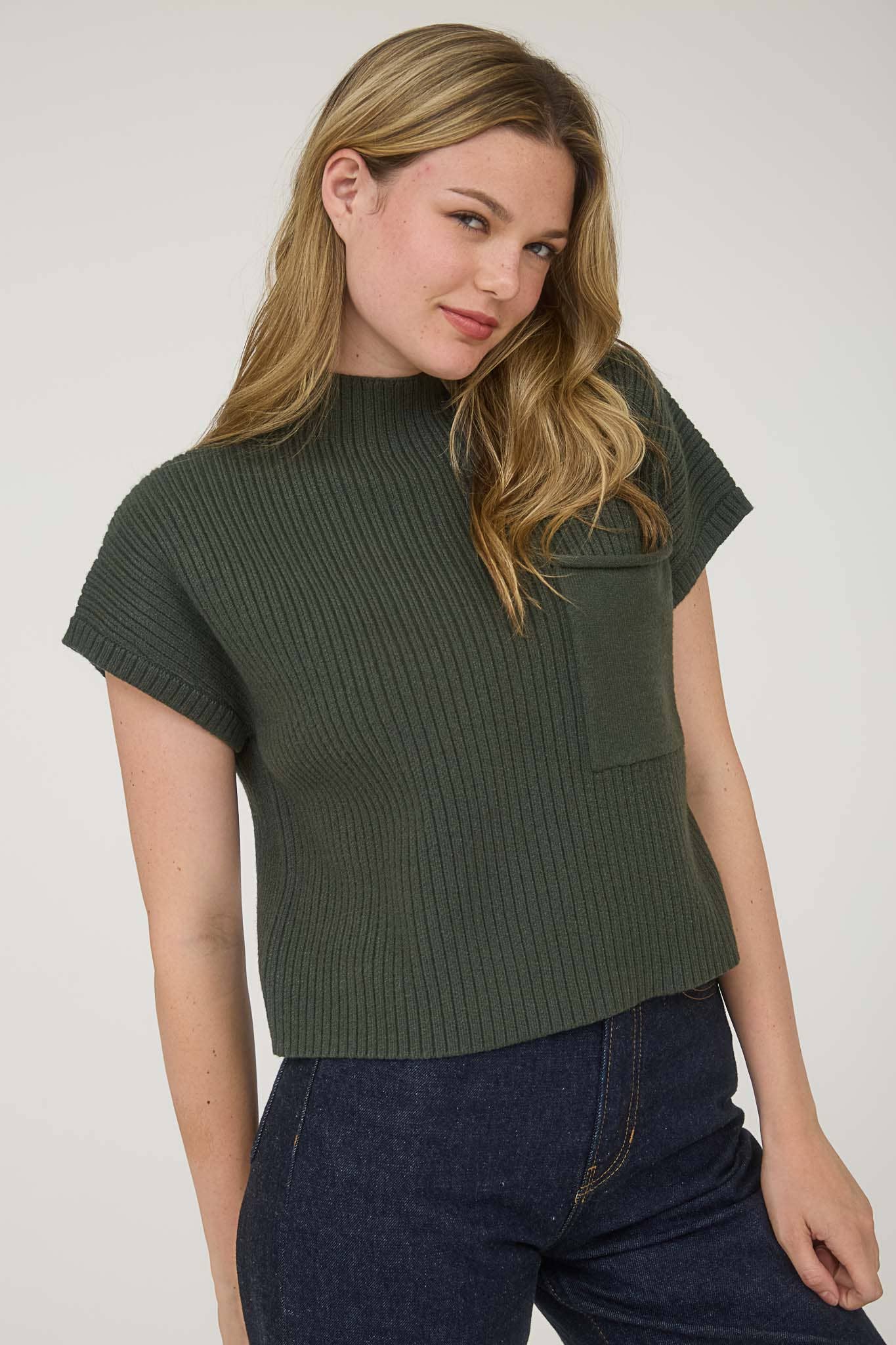 MOCK NECK POCKET DETAIL SHORT SLEEVE KNIT SWEATER