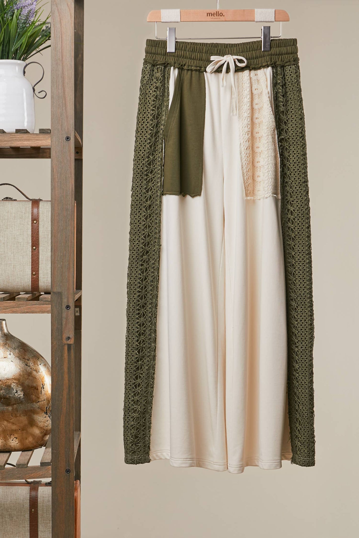 Mello. - Lace Accents Patchwork Maxi Pants