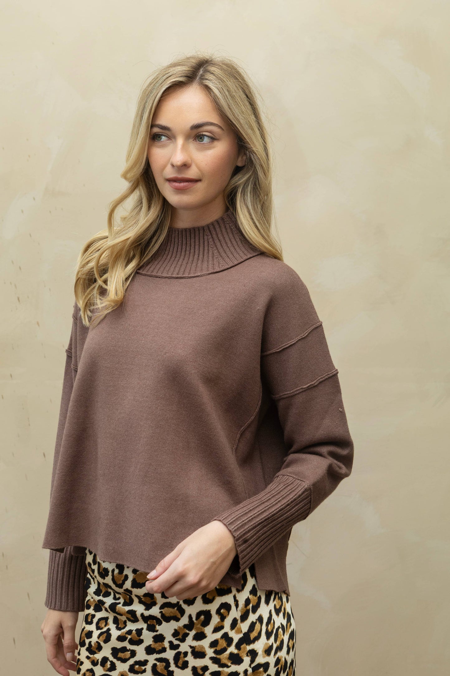 SA00121T - Soft Overlock Mock Neck Sweater