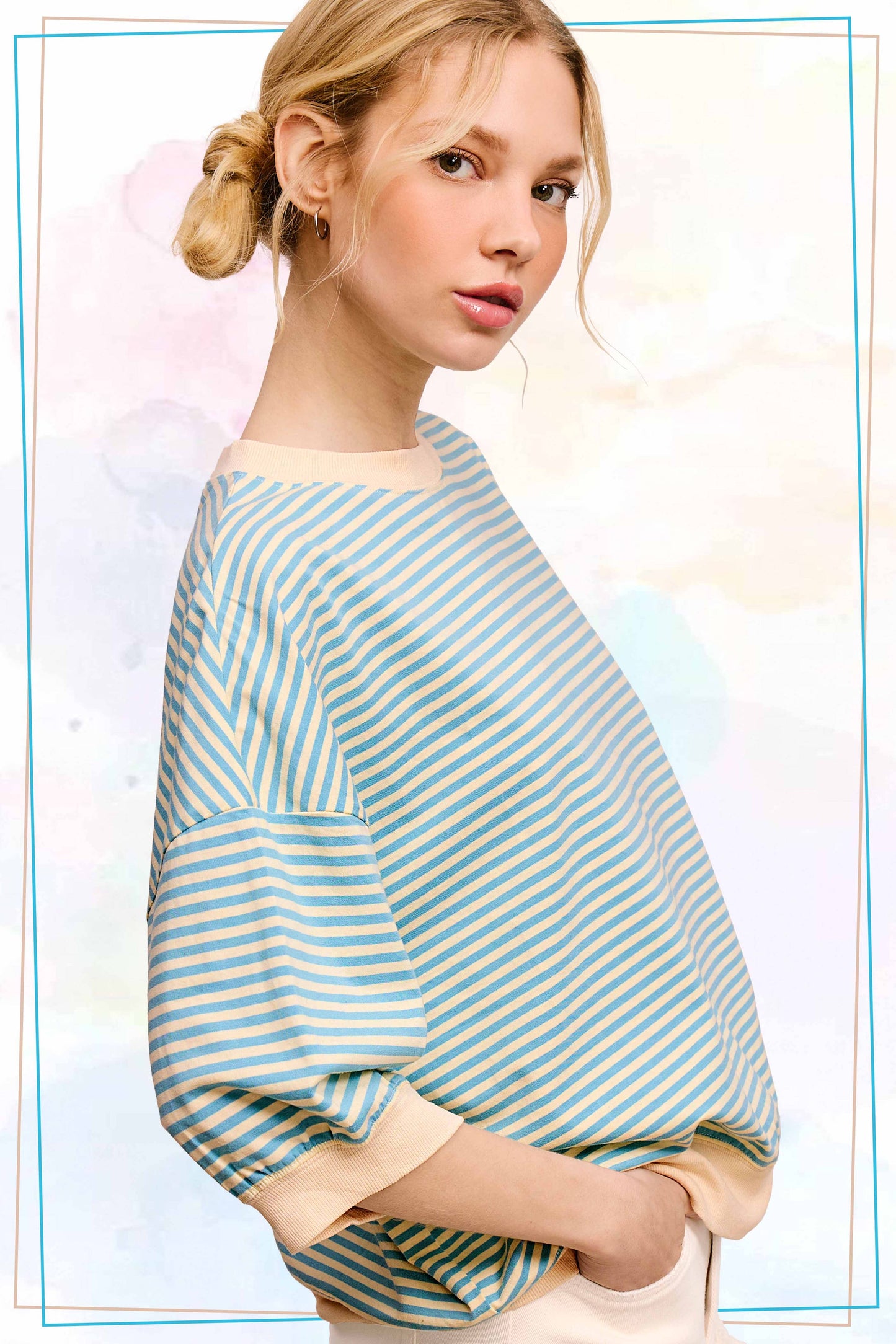 MCT7688-Loose Fit Striped Short Sleeve Crew Neckline Top