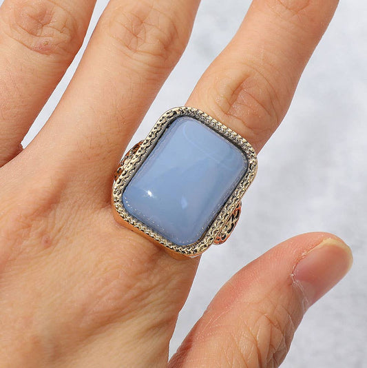 white  Ring