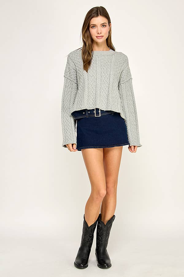 CROPPED CABLE KNIT PULLOVER