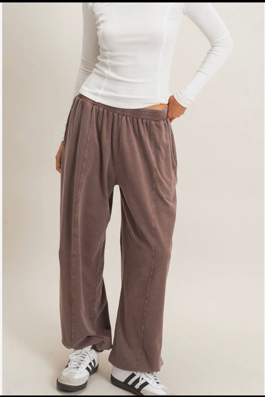 Mineral wash pants