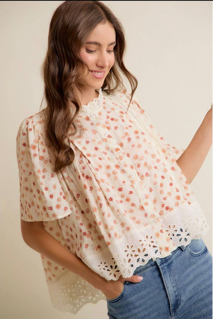Floral print flutter sleeve blouse