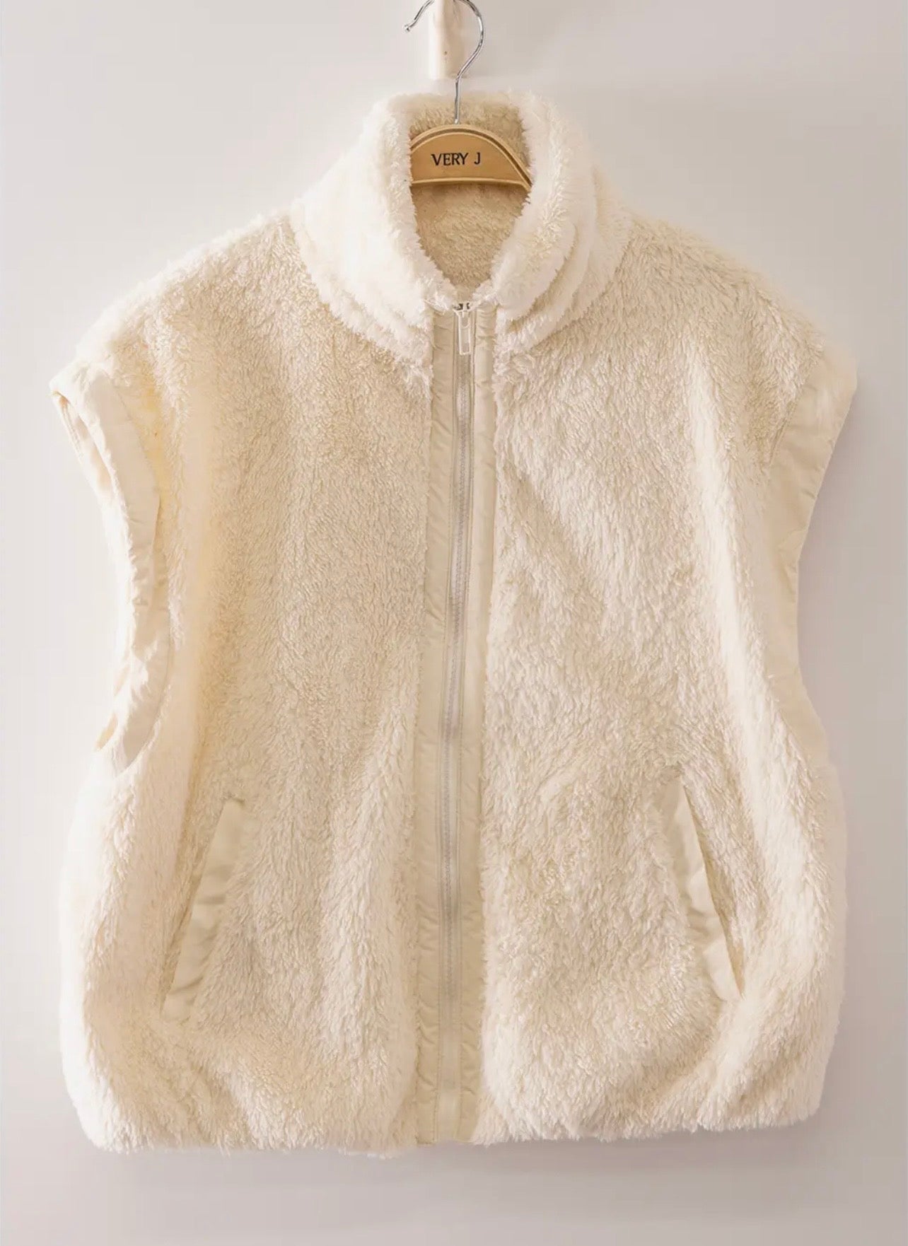 Sherpa fleece and quilted puffer mixed