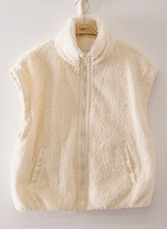 Sherpa fleece and quilted puffer mixed