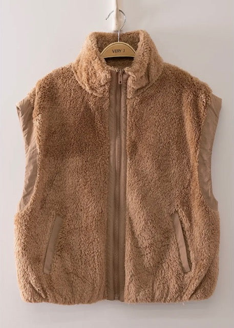 Sherpa fleece and quilted puffer mixed