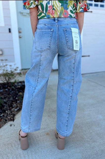 Slouchy boyfriend jeans patch pocket