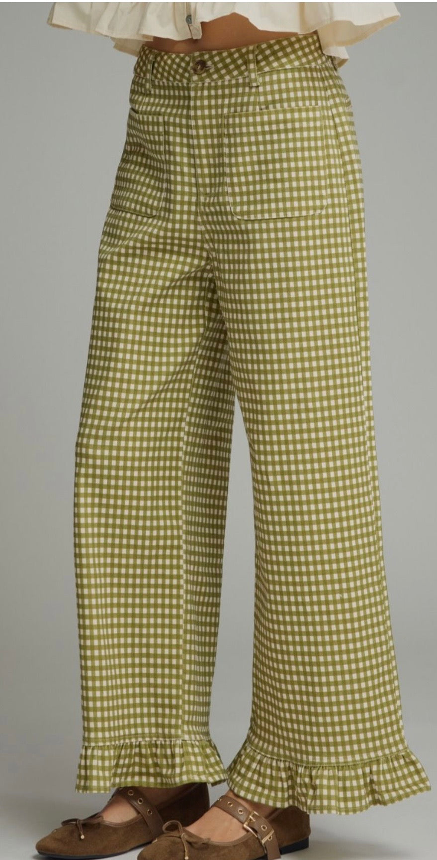 Tan/cream gingham pant with ruffle