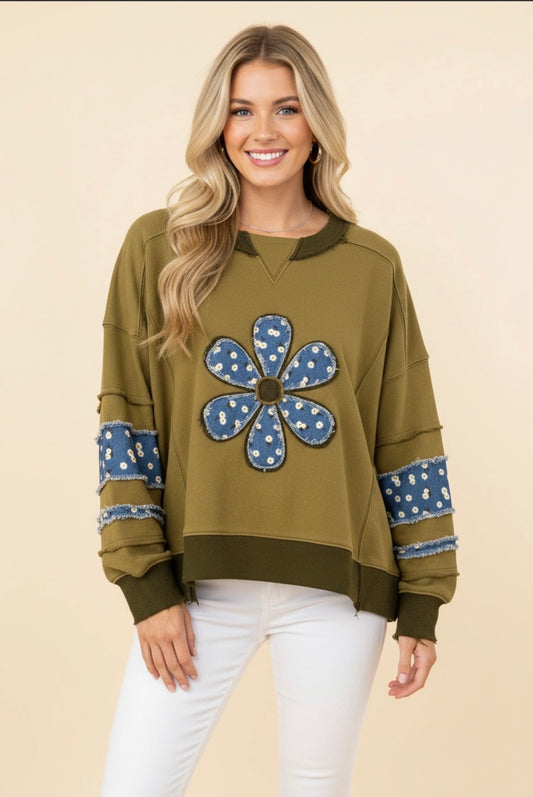 Oversized Daisy sweatshirt